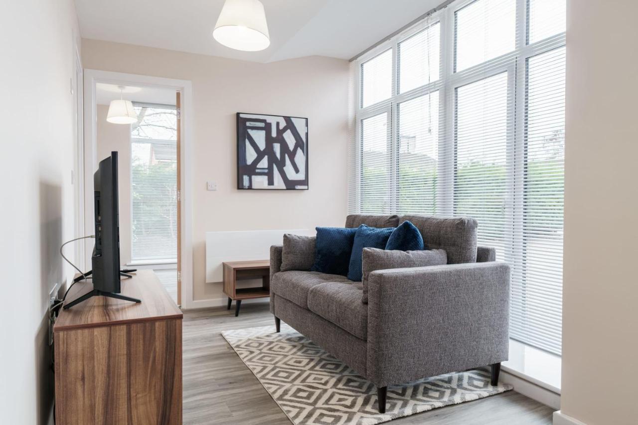 Bright 1 Bed - Sleeps 2 Apartment